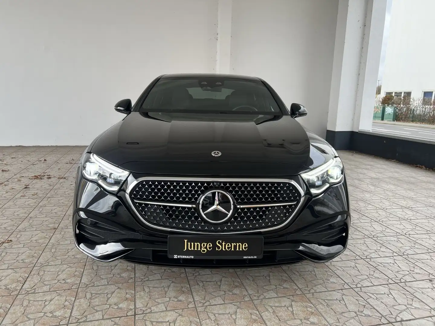 Mercedes-Benz E 300 E 300 de AMG Line/Distronic/Kamera/Digital/Navi Schwarz - 2