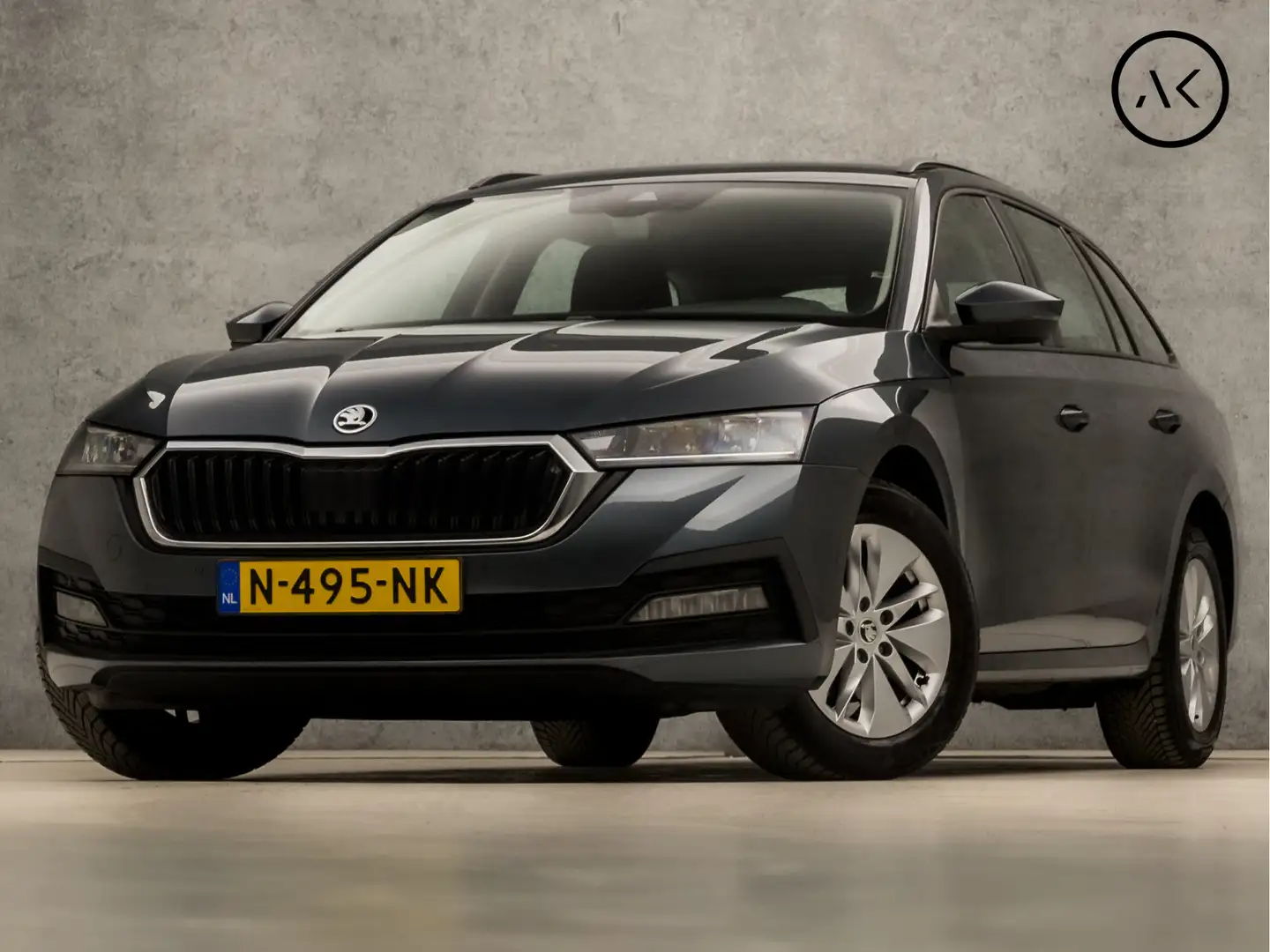 Skoda Octavia Combi 1.0 e-TSI Sport Automaat (APPLE CARPLAY, GRO Grijs - 1