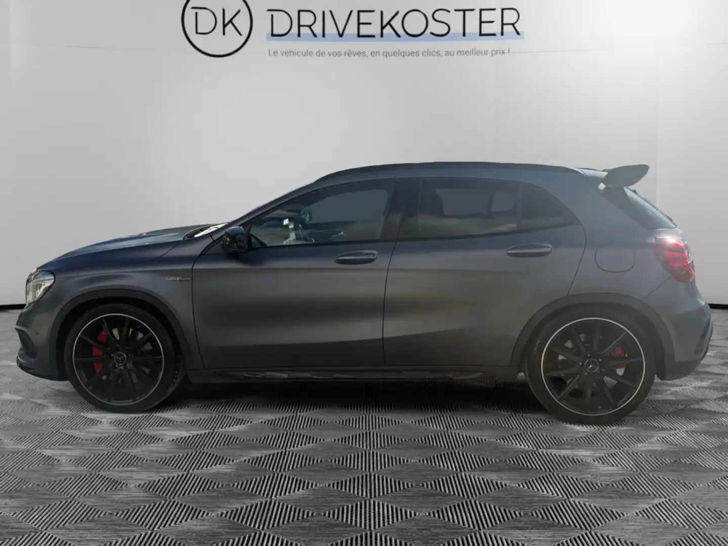 Mercedes-Benz GLA 45 AMG GLA 45 - BV Speedshift DCT AMG 4-Matic Gris - 2