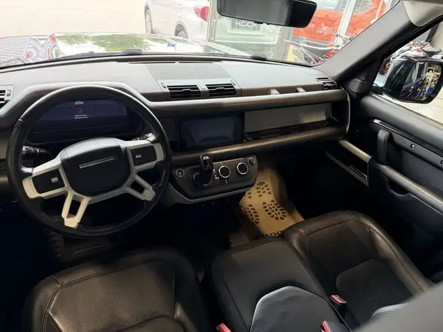 Land Rover Defender 110 Defender Ansicht 17