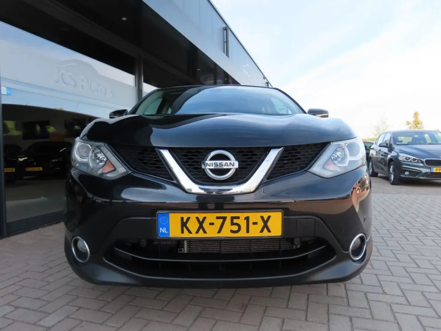 Nissan Qashqai 1.2 Acenta Ecc Cruise Navi Camera Trekhaak Schwarz - 2
