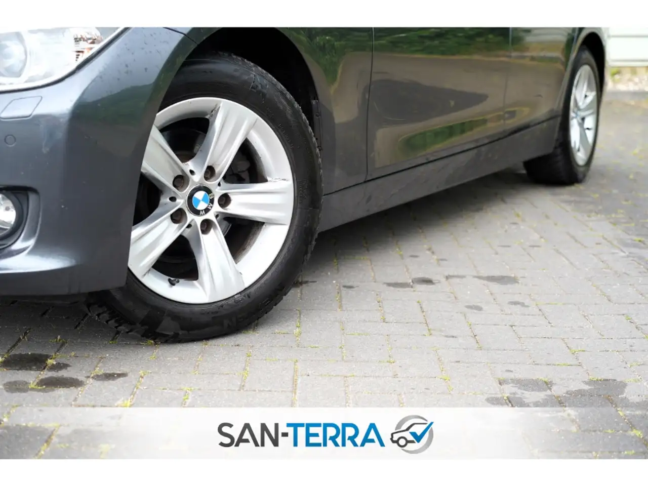 2013 BMW 318 D TOURING PANO*KEYLESS-GO*SHZ*KLIMAAUT*PDC*MULTI-L, photograph 7