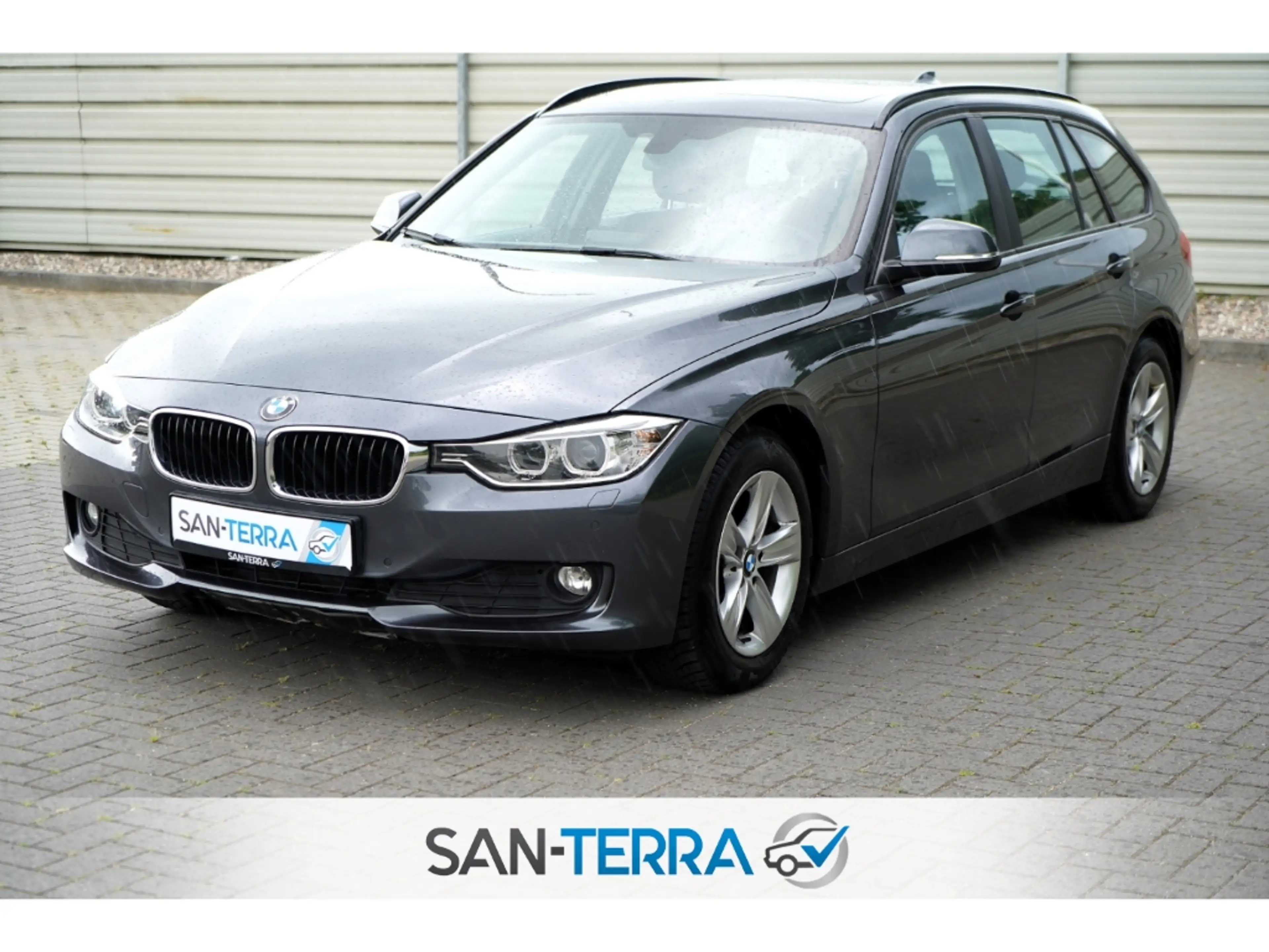 BMW 318 D TOURING PANO*KEYLESS-GO*SHZ*KLIMAAUT*PDC*MULTI-L — photo 4