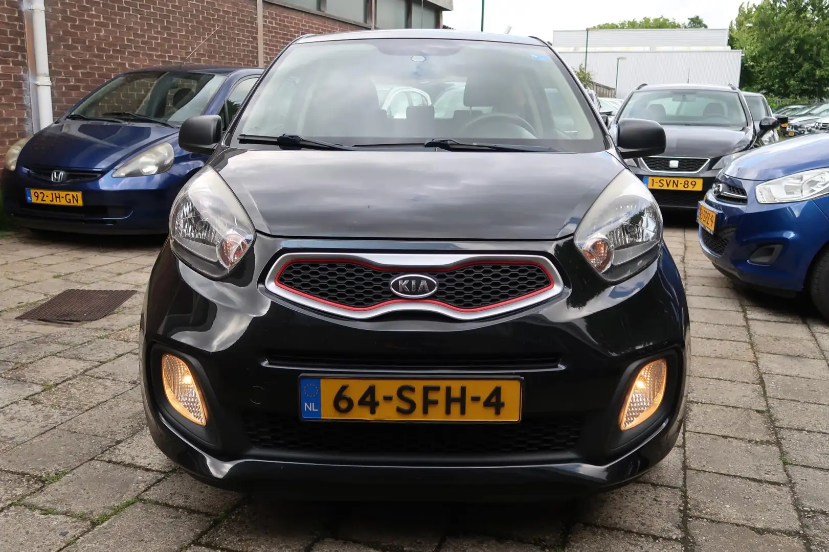 Kia Picanto 1.0 CVVT Airco Negro - 2