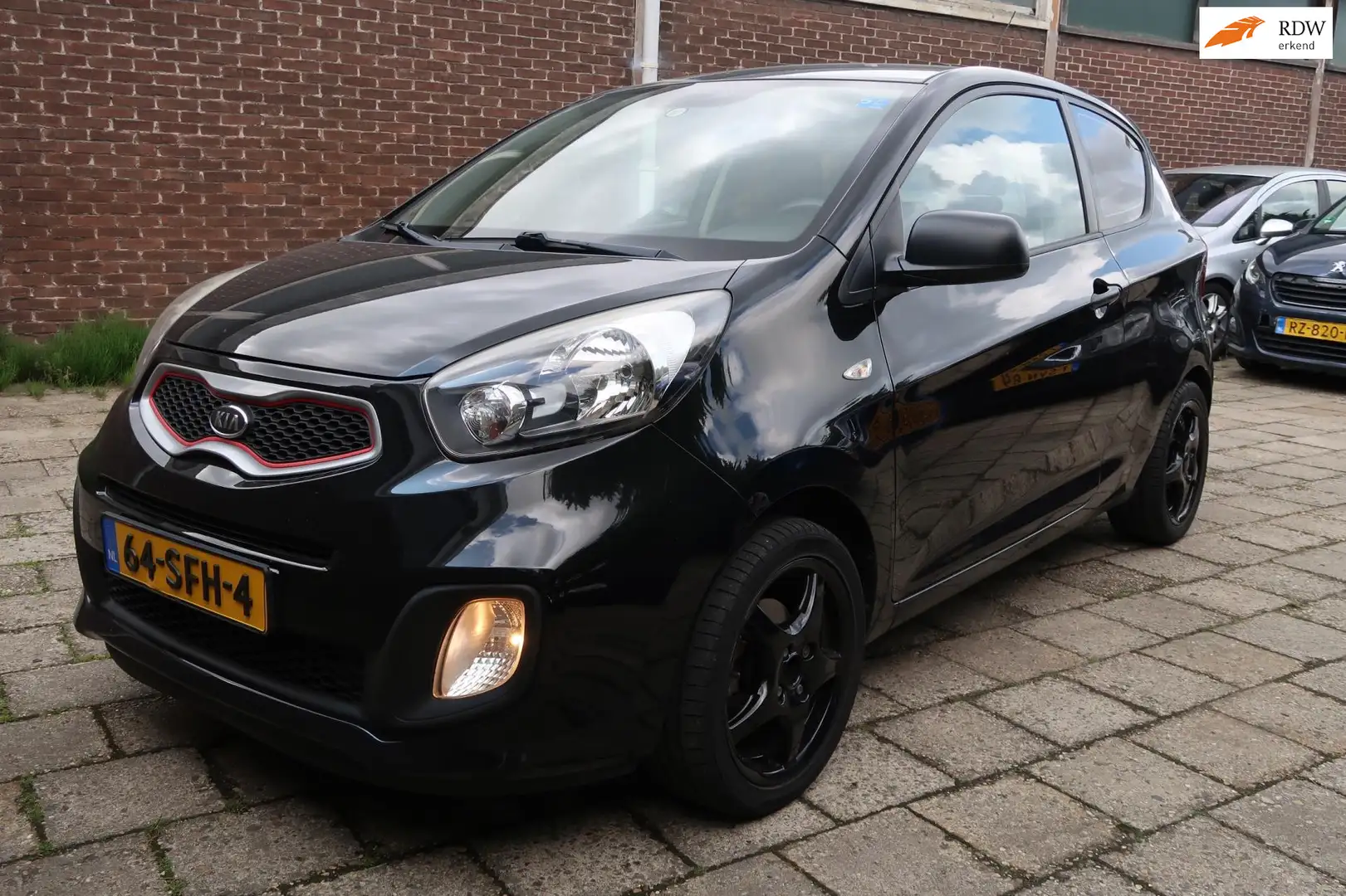 Kia Picanto 1.0 CVVT Airco Negro - 1