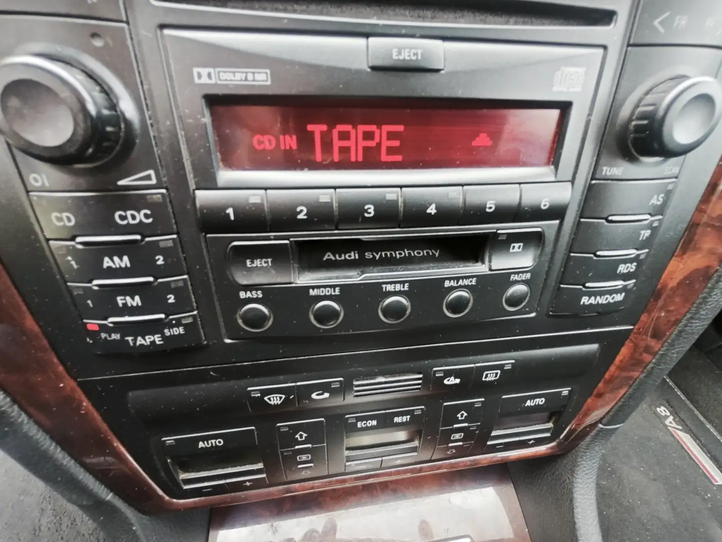 Audi A8 4.2 quattro Tiptronic - 2