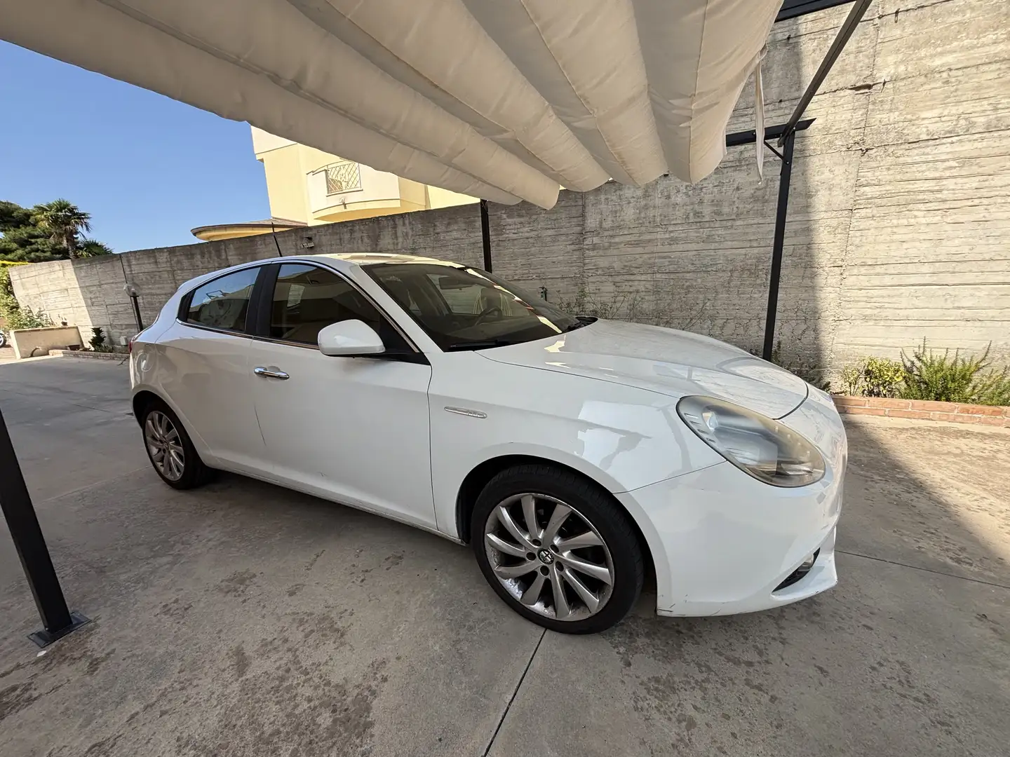 Alfa Romeo Giulietta 1.6 jtdm(2) Distinctive - 1