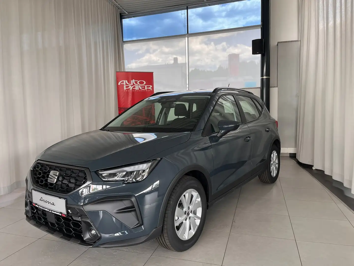 SEAT Arona Reference Edition 1.0 TSI Blau - 1