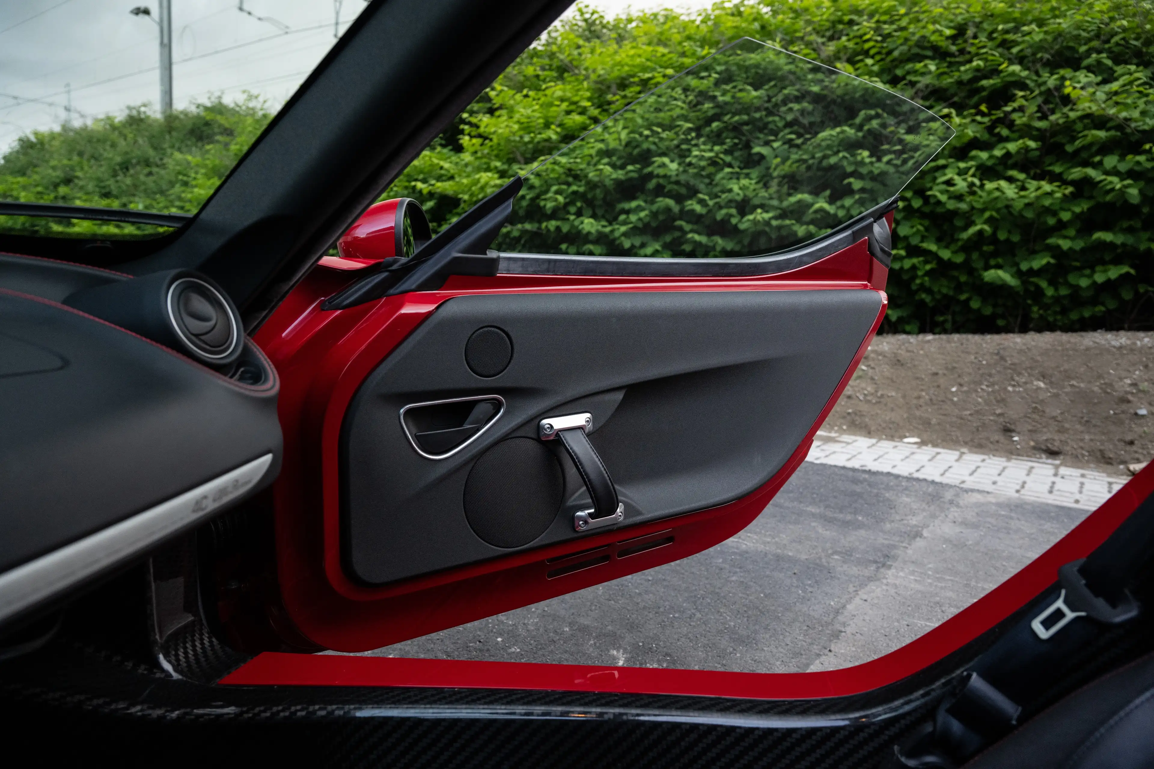 Alfa Romeo 4C 4C 1.7 TBi — photo 14