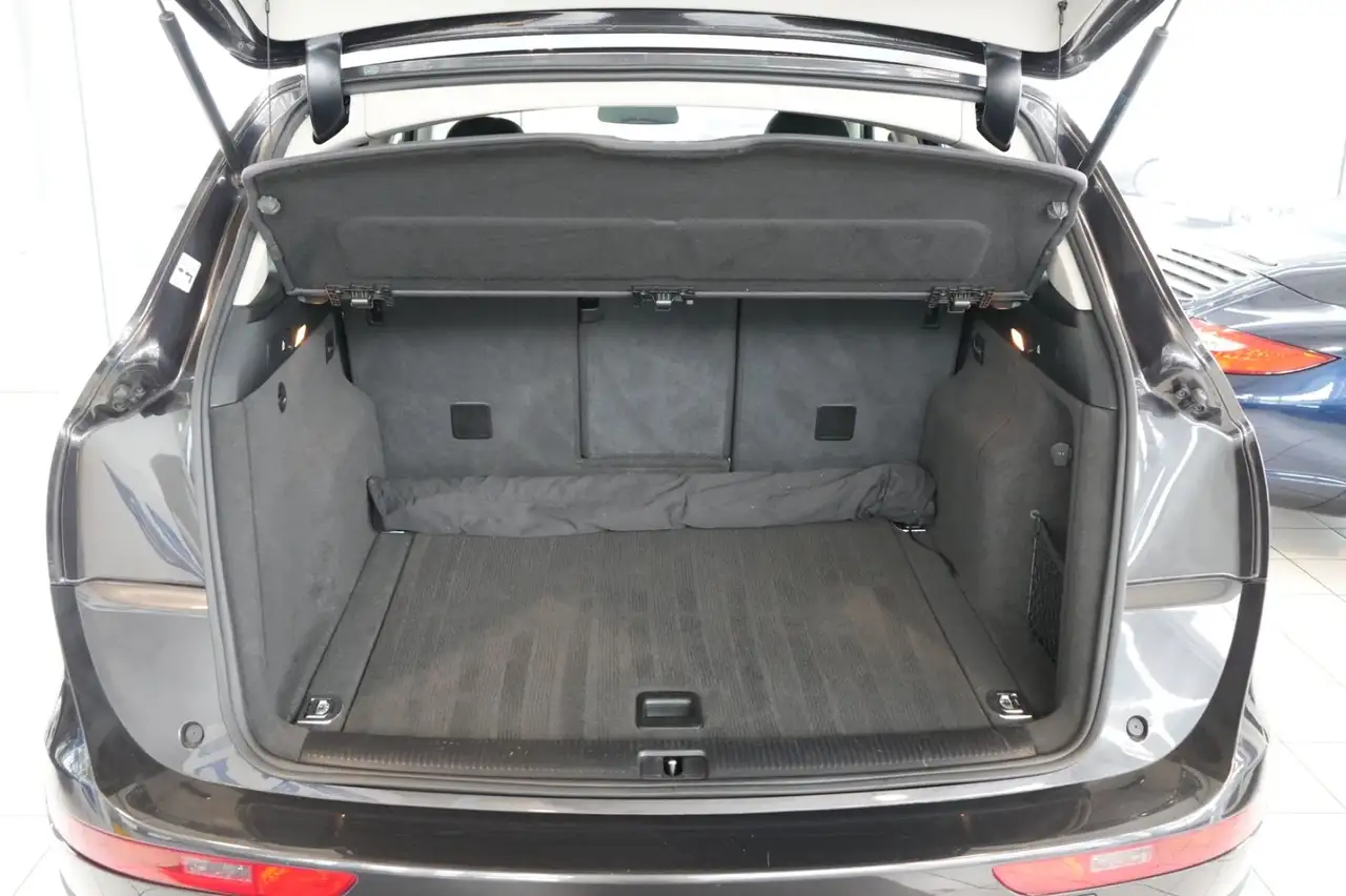 AUDI Q5 2.0 TFSI 179ch QUATTRO - 2e Main BVM - VOLANT CUIR - Attelage amovible