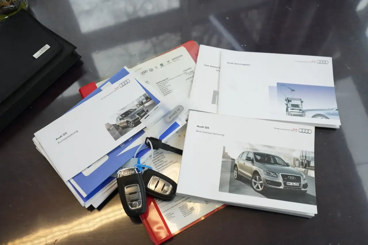 AUDI Q5 2.0 TFSI 179ch QUATTRO - 2e Main BVM - VOLANT CUIR - Attelage amovible