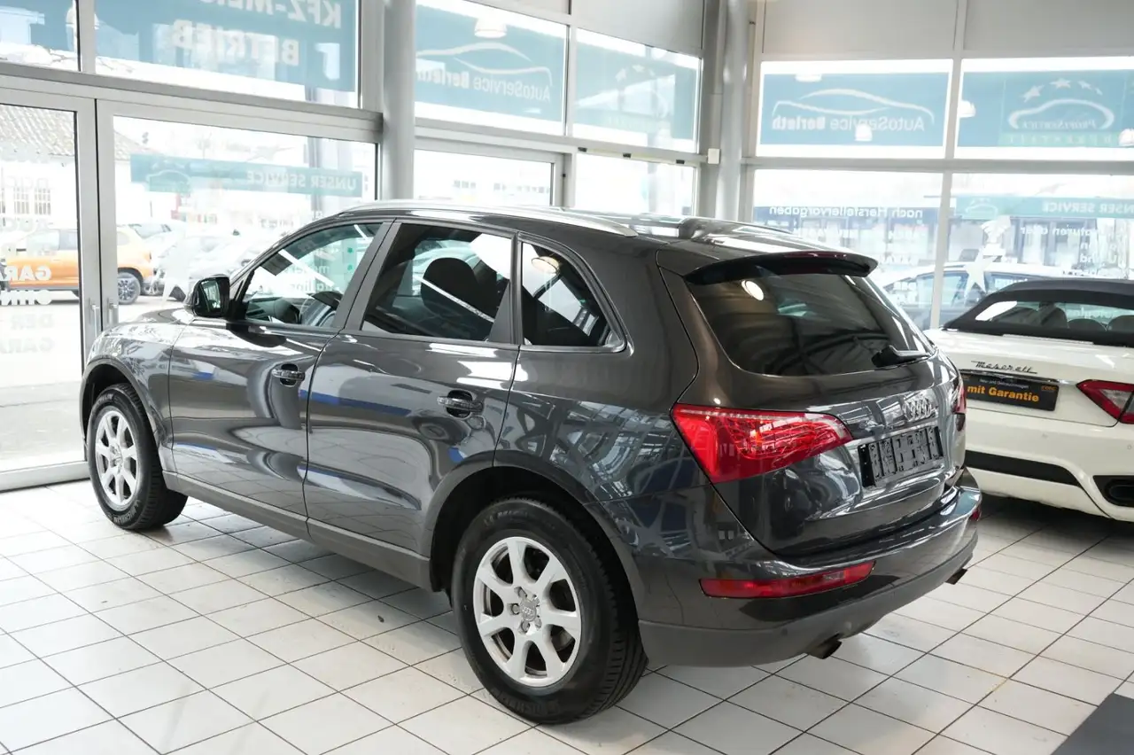 AUDI Q5 2.0 TFSI 179ch QUATTRO - 2e Main BVM - VOLANT CUIR - Attelage amovible