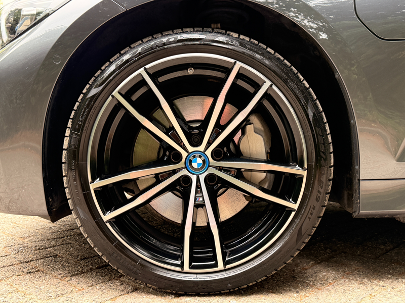 BMW 330 330e xDrive. Bns Ed.P M-Sport — photo 12