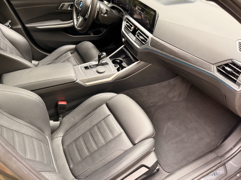 BMW 330 330e xDrive. Bns Ed.P M-Sport — photo 14