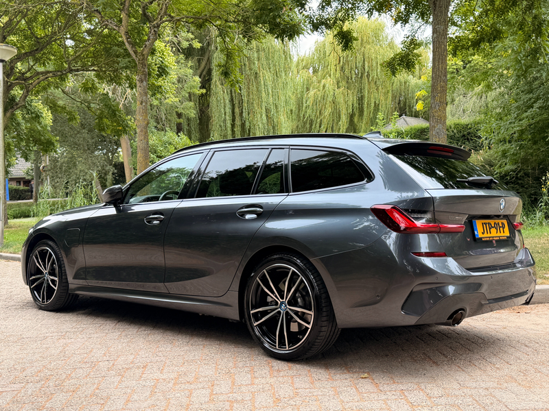 BMW 330 330e xDrive. Bns Ed.P M-Sport — photo 5