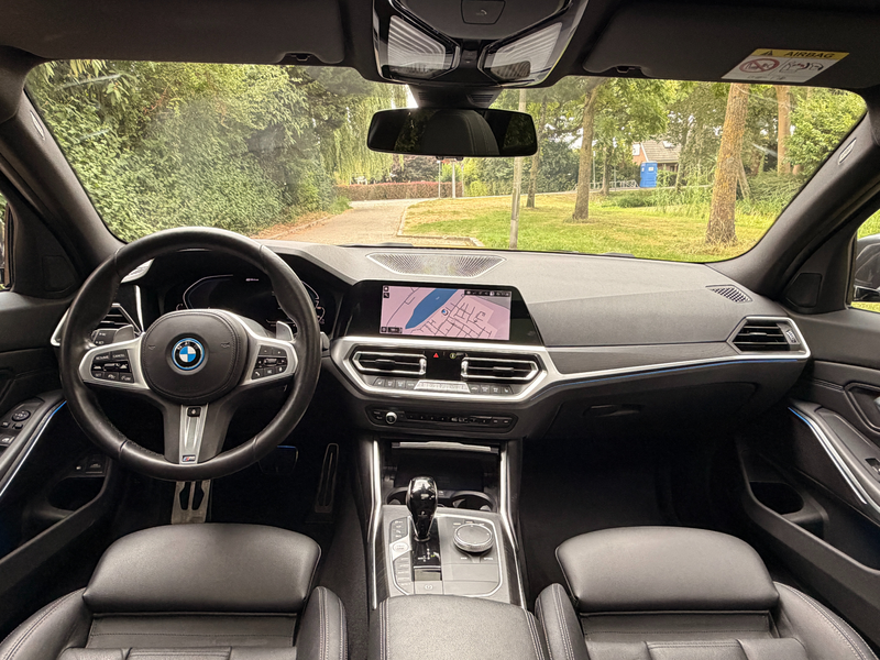 BMW 330 330e xDrive. Bns Ed.P M-Sport — photo 16