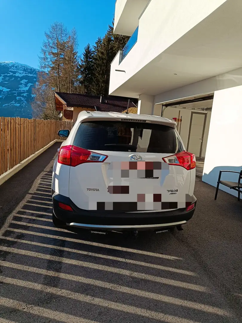 Toyota RAV 4 2.0 D-4D 4x4 - 2