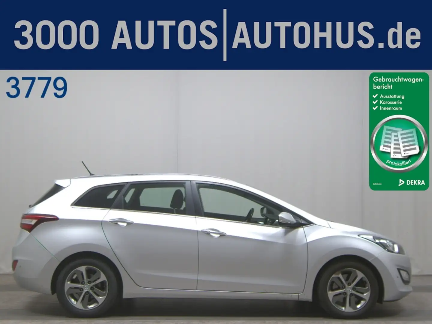 Hyundai i30 cw 1.6 CRDi blue Style KeyLess SHZ KlimaA Argintiu - 1