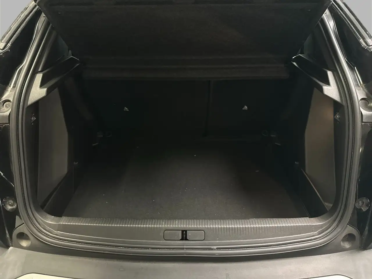 Peugeot 2008 II 2020 1.2 puretech Active Pack s&s 100cv, миниатюра 16