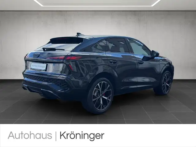 Audi Q3 view 2