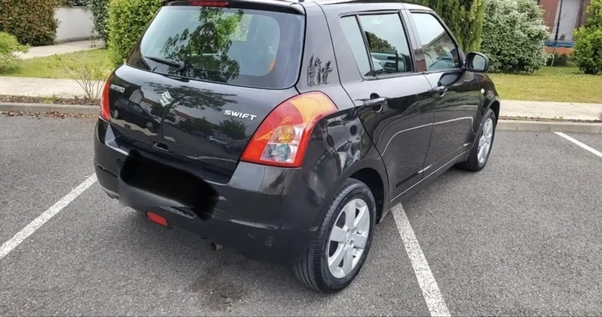 Suzuki Swift 1.3i GA - 2