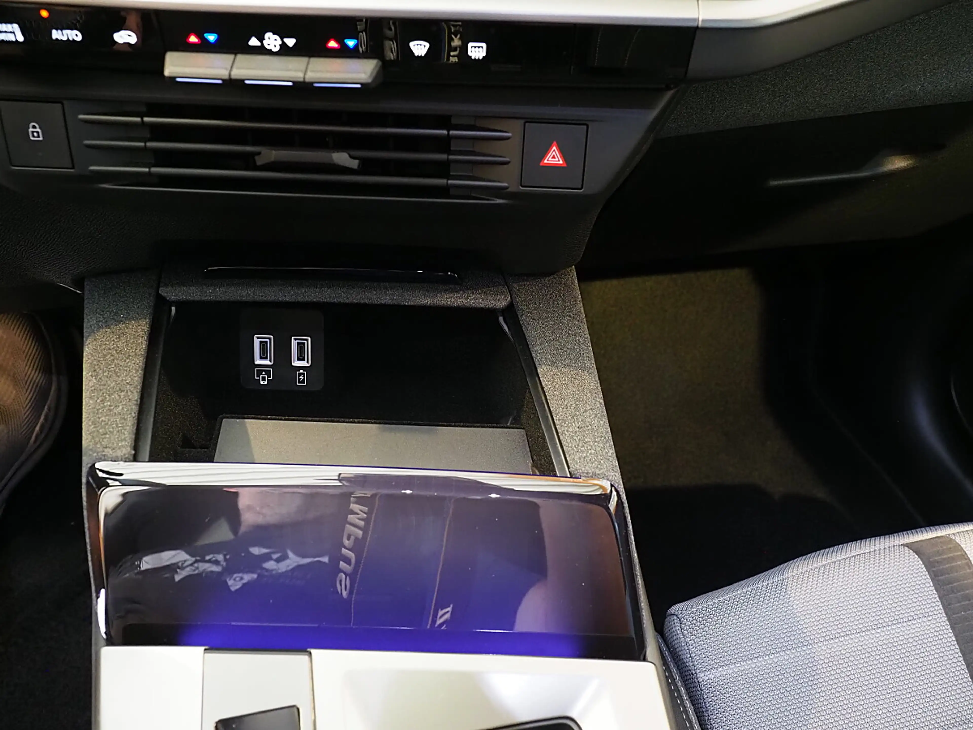 Opel Grandland 1,6 PHEV 21kWh GS Aut. — photo 14