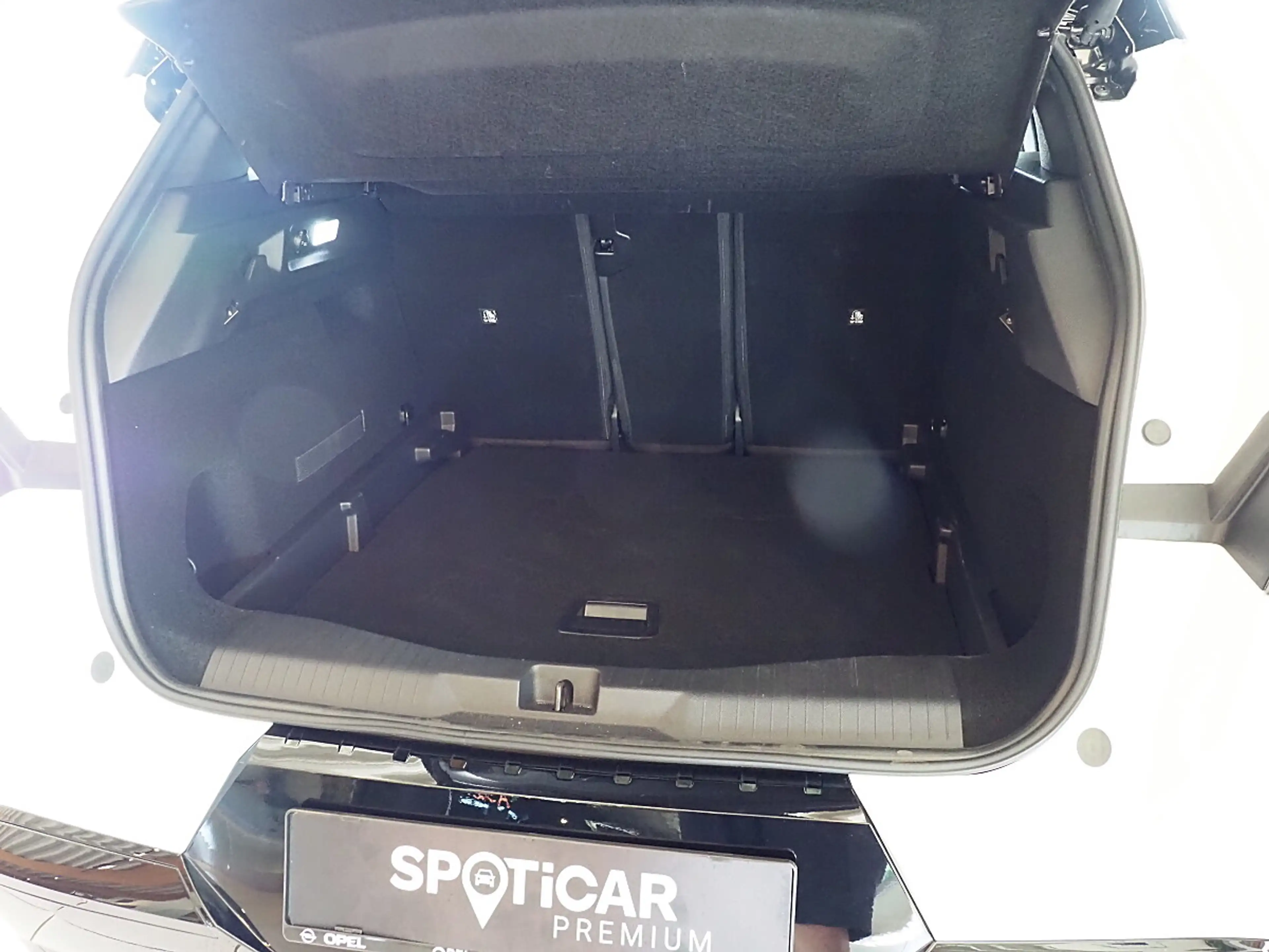 Opel Grandland 1,6 PHEV 21kWh GS Aut. — photo 9
