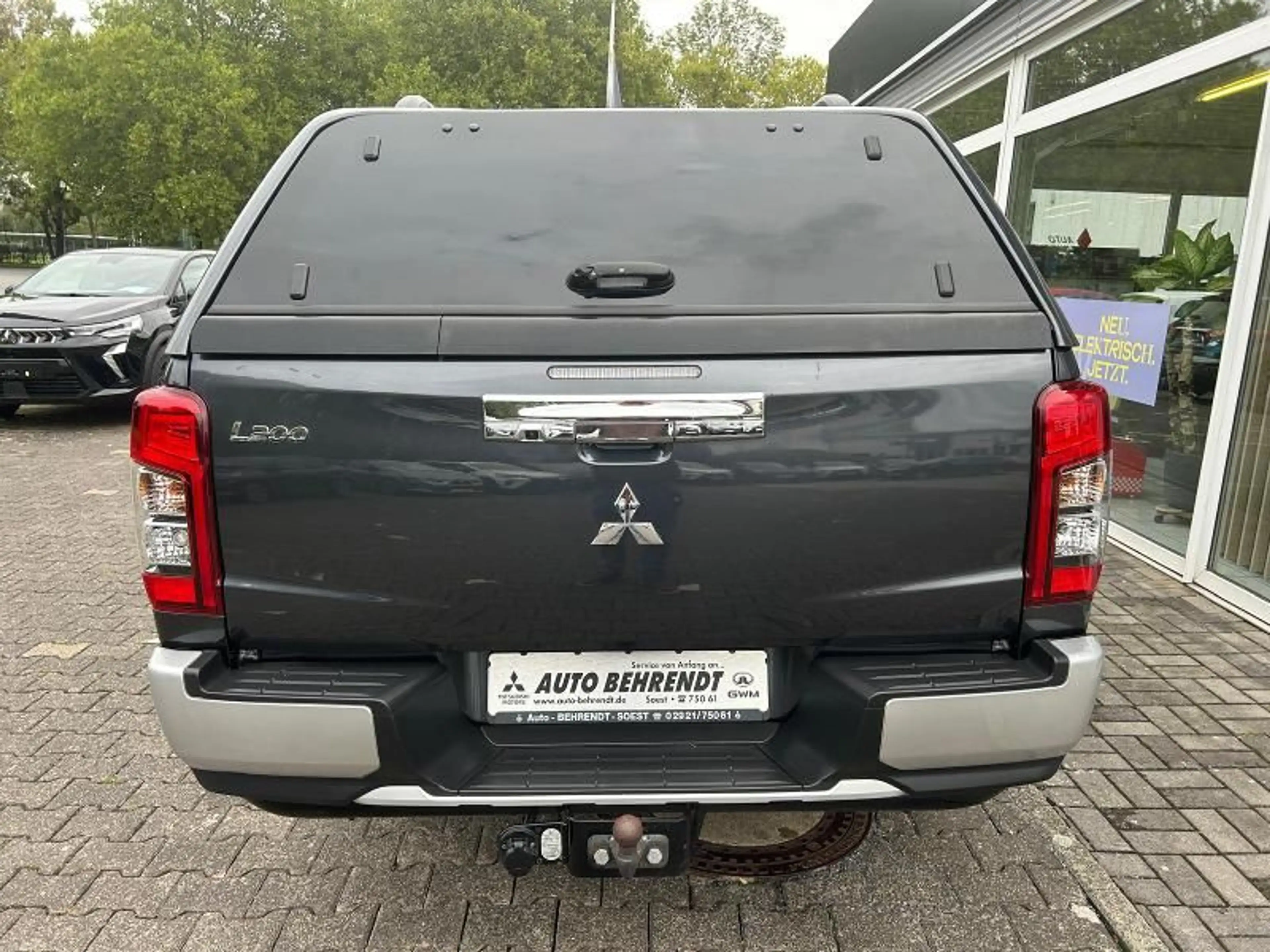 Mitsubishi L200 Doppelkabine Select 2.2 DI-D 4WD Automatik — photo 5