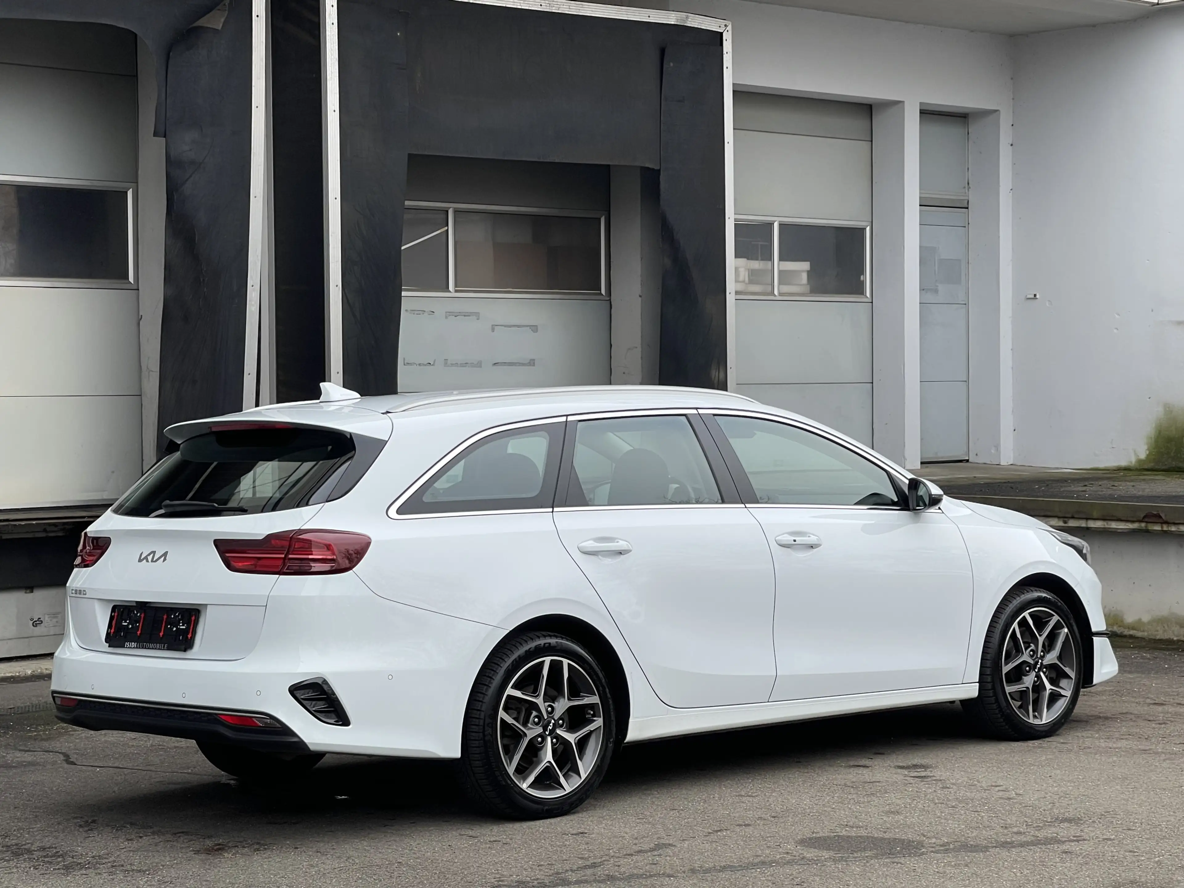 Kia Ceed SW / cee'd SW Spirit LED Navi Rü-Kamera ACC — photo 6