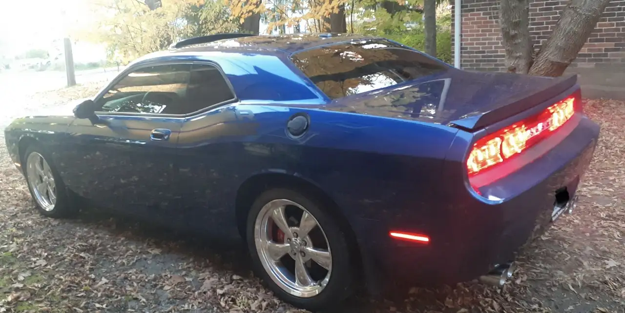 Dodge Challenger снимка Dodge Challenger
