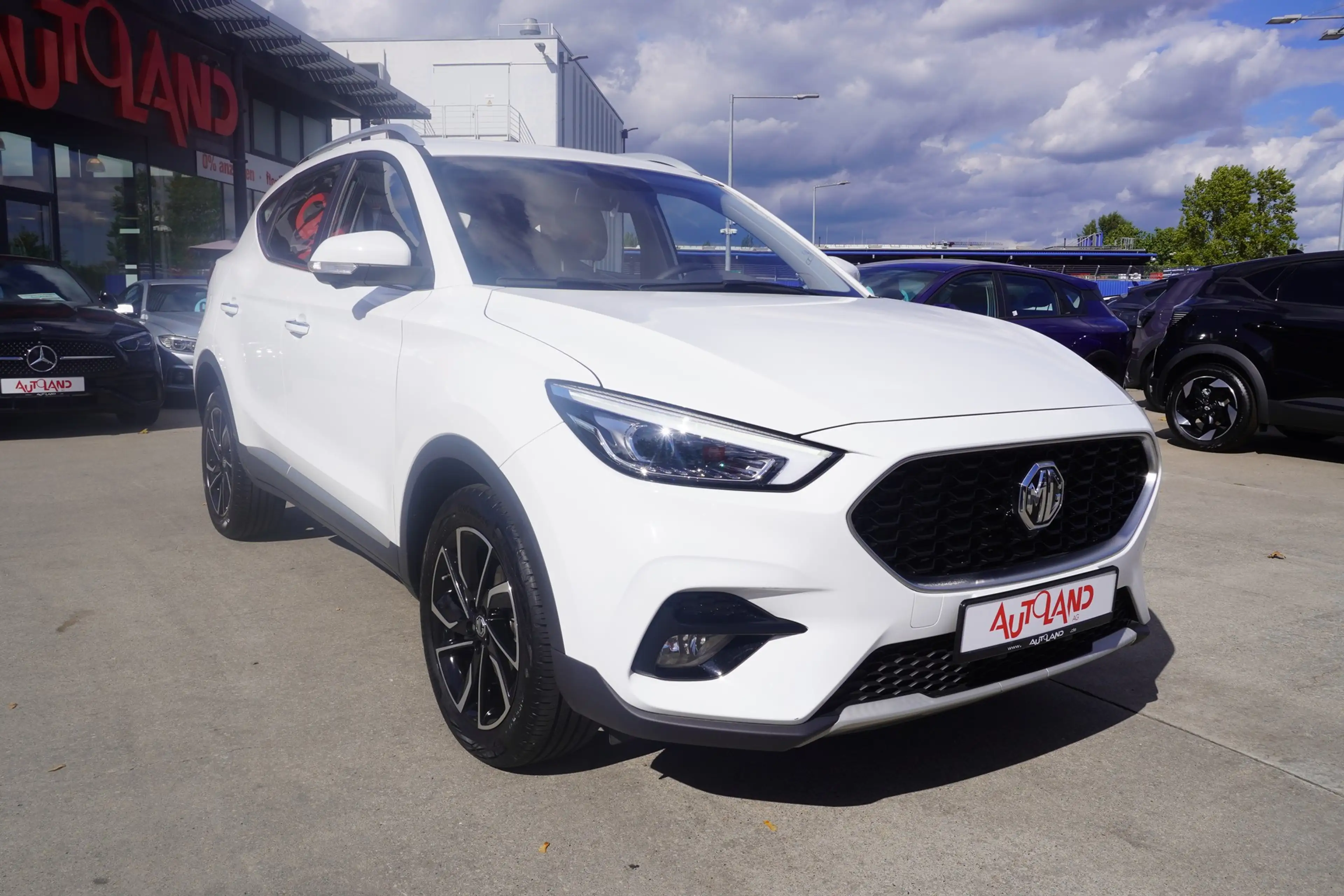 MG ZS 1.0 Luxury LED Navi Totwinkel Android Apple — photo 8