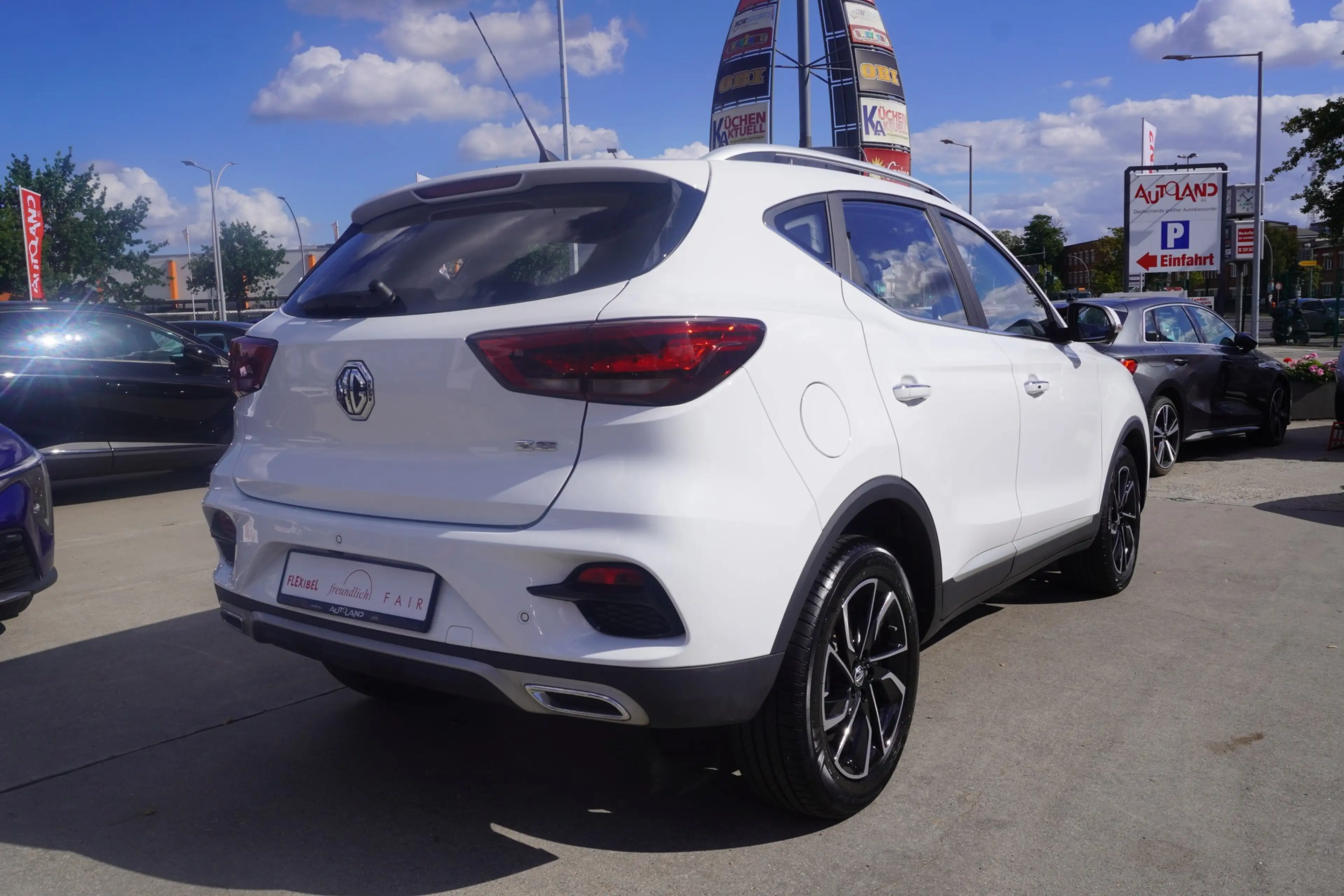 MG ZS 1.0 Luxury LED Navi Totwinkel Android Apple — photo 6