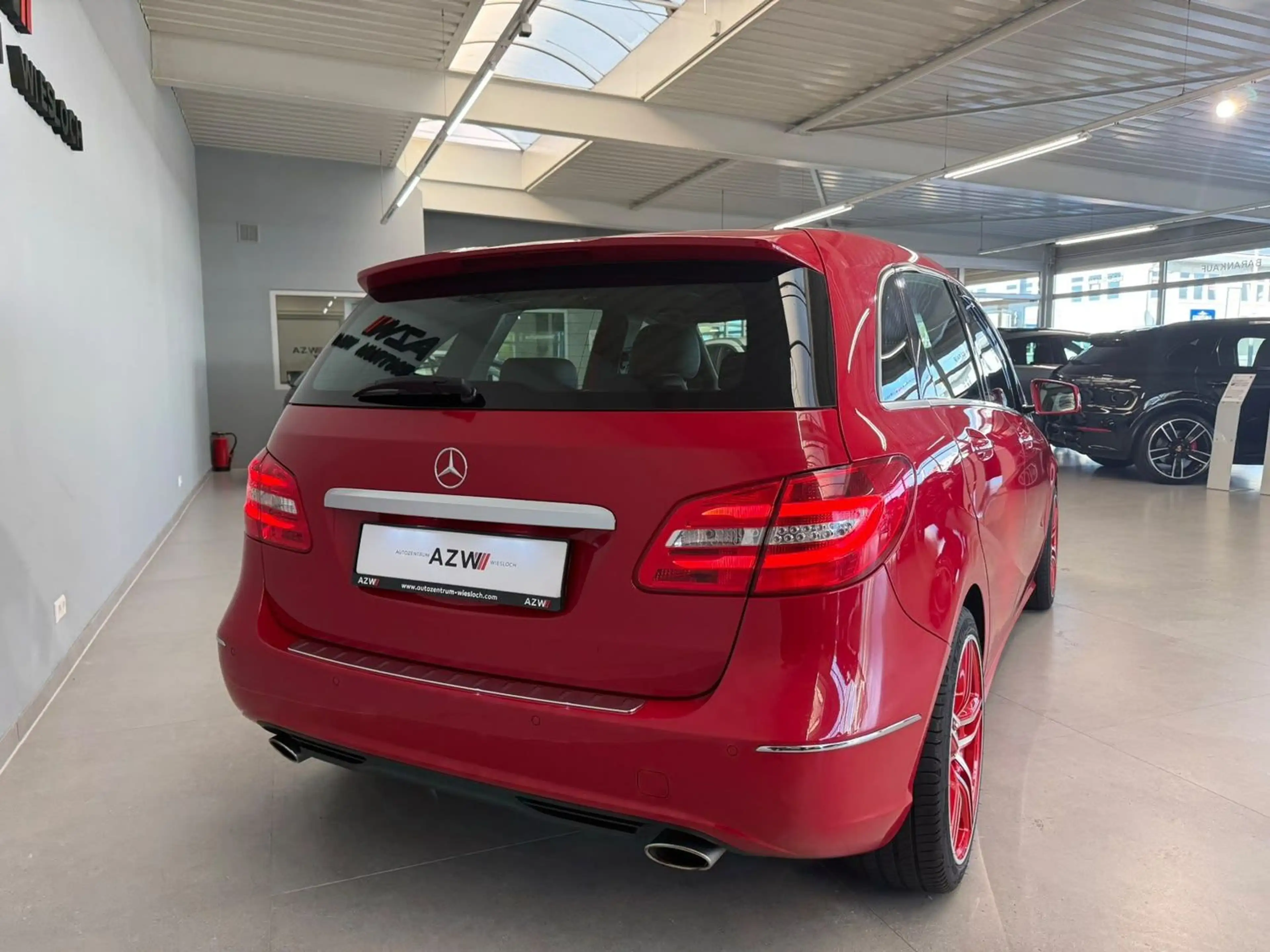 Mercedes-Benz B 200 Sheft bei Mercedes*Pano*Tempomat — photo 9
