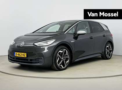 Volkswagen ID.3 First Plus 58 kWh | Navigatie | 19 Inch Velgen | S