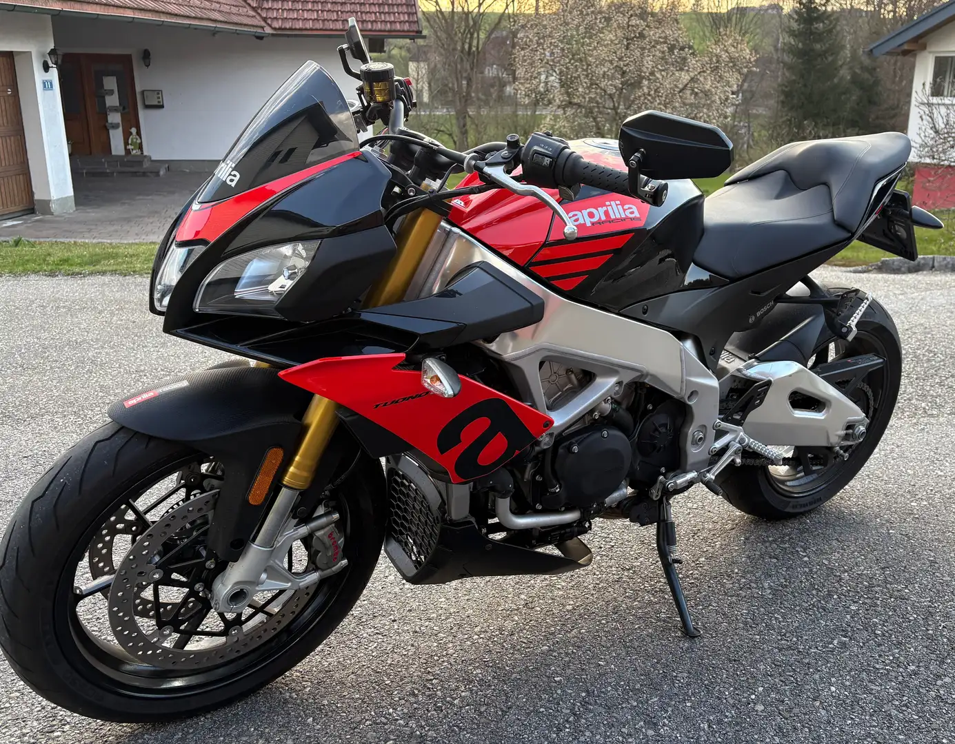 Aprilia Tuono V4 1100 RR Black - 1