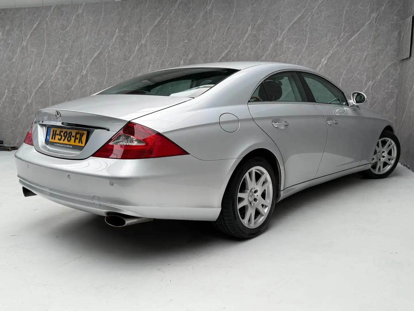 Mercedes-Benz CLS 350 Goed Onderhouden / Netjes Gris - 2
