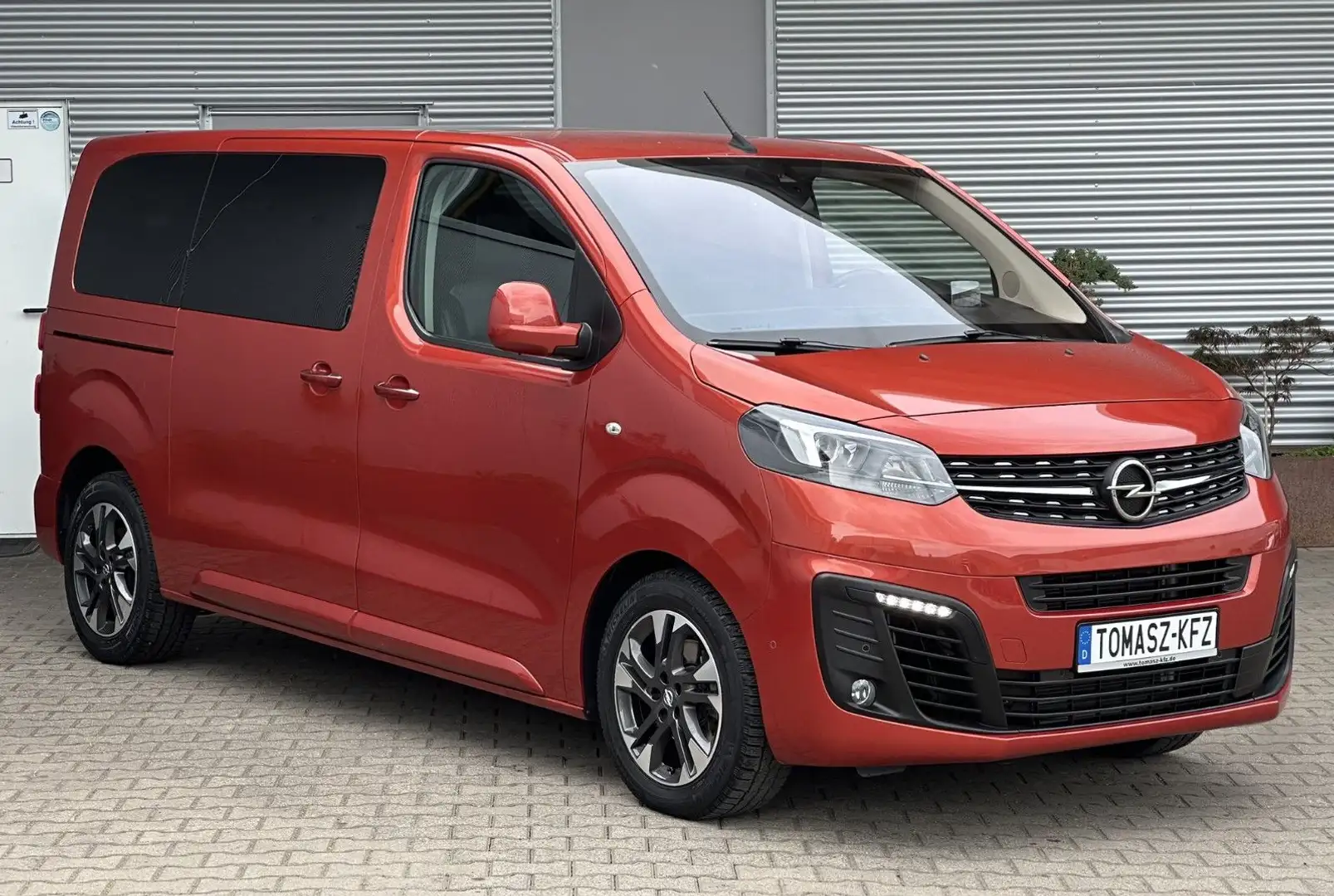 Opel Zafira Life 2.0D Automat*Leder*8-Sitze*Navi*Pano Rot - 1