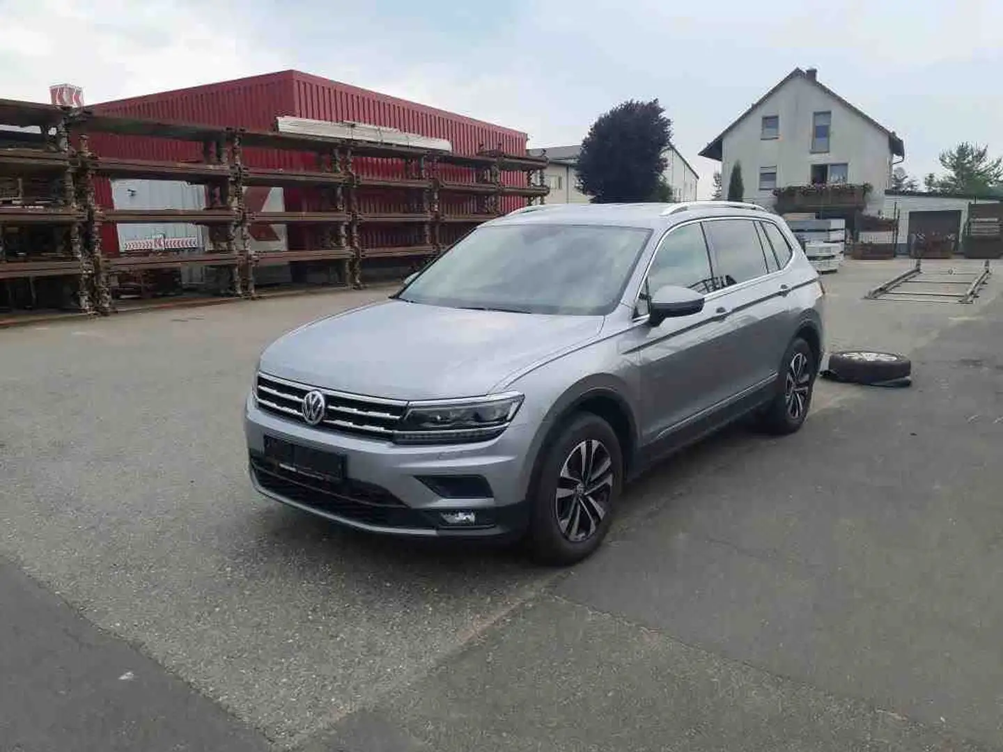 Volkswagen Tiguan Allspace 2.0 TDI DSG UNITED LED+NAVI+AHK Silber - 2