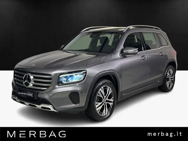 Mercedes-Benz GLB 180