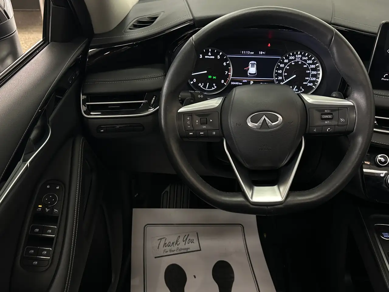 Infiniti QX60 снимка Infiniti QX60
