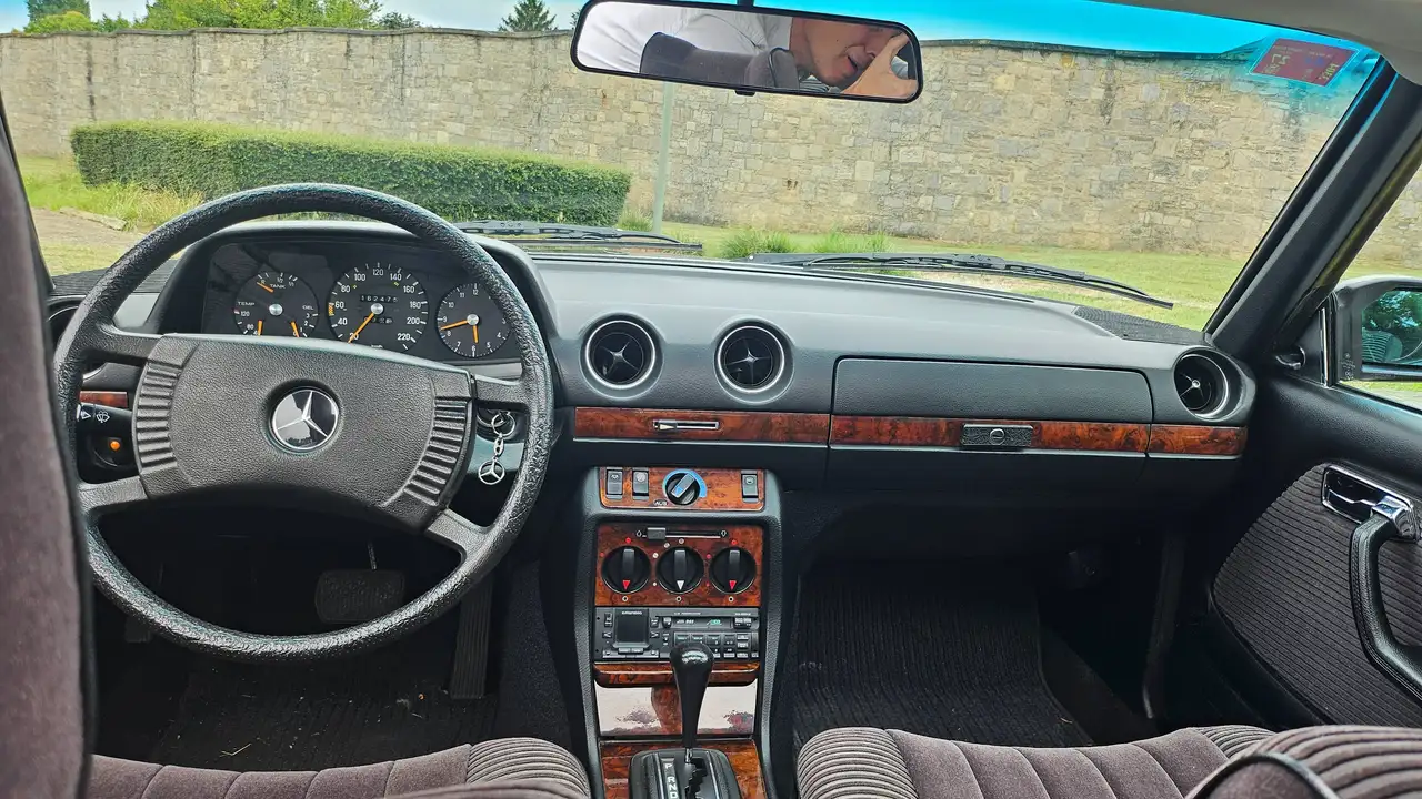 Mercedes-Benz 280 W123 280CE, foto 12