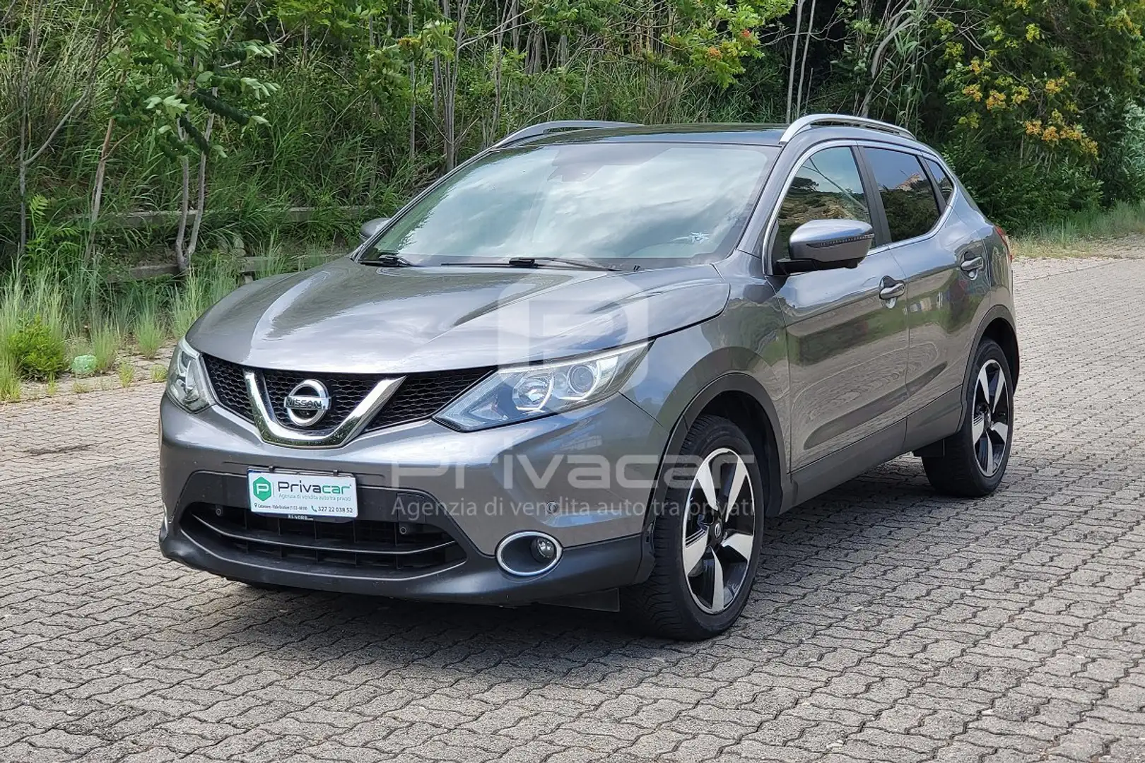 Nissan Qashqai Qashqai 1.5 dCi N-Connecta Silber - 1