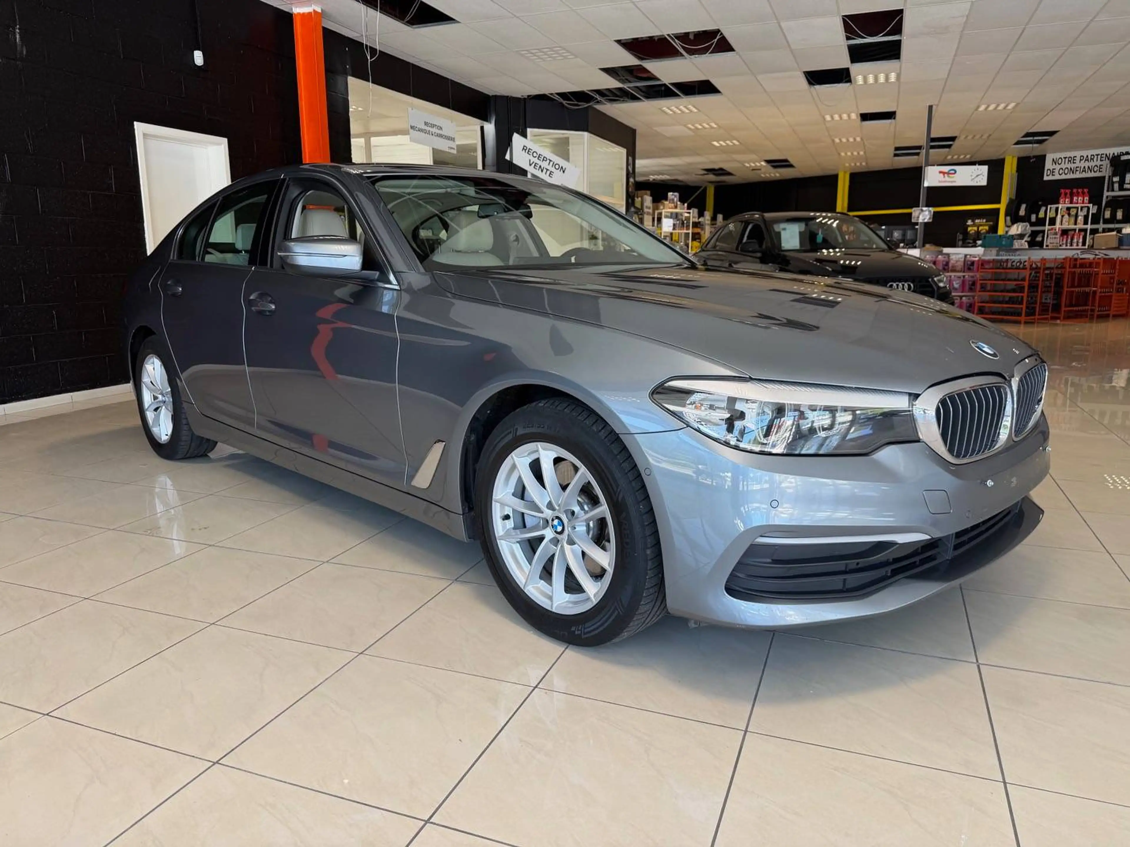 BMW 518 518 dA — photo 3