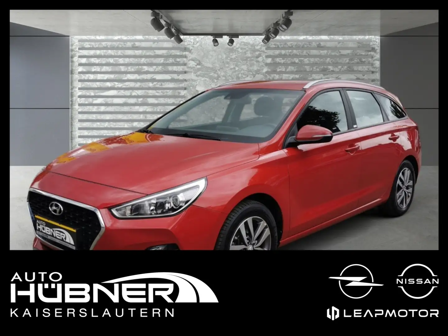 Hyundai i30 cw Trend Kamera|PDC|Sitz-/Lenkradheizung| Rosso - 1