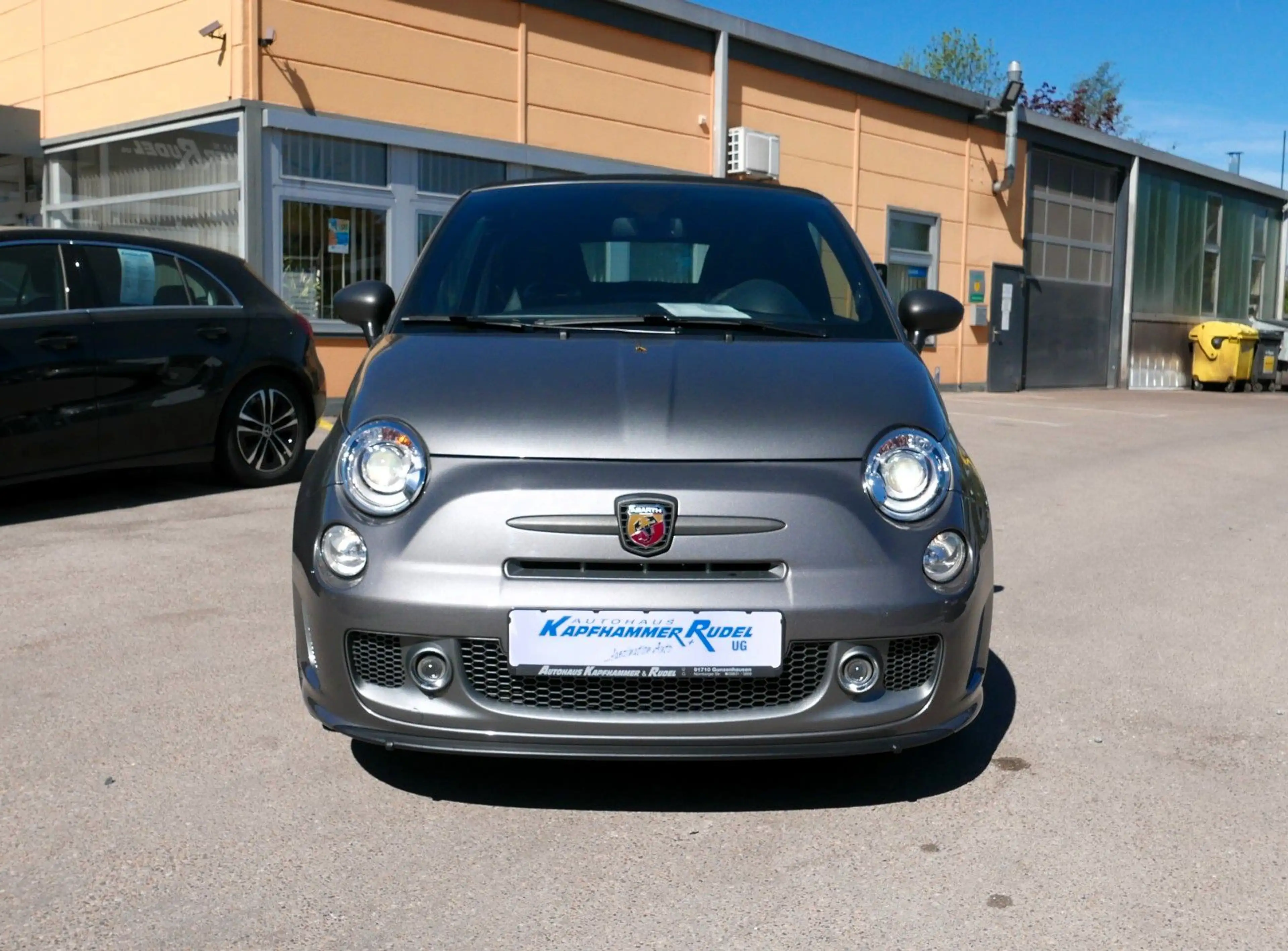 Abarth 500 Cabrio 595 C Competizione 180PS — photo 3
