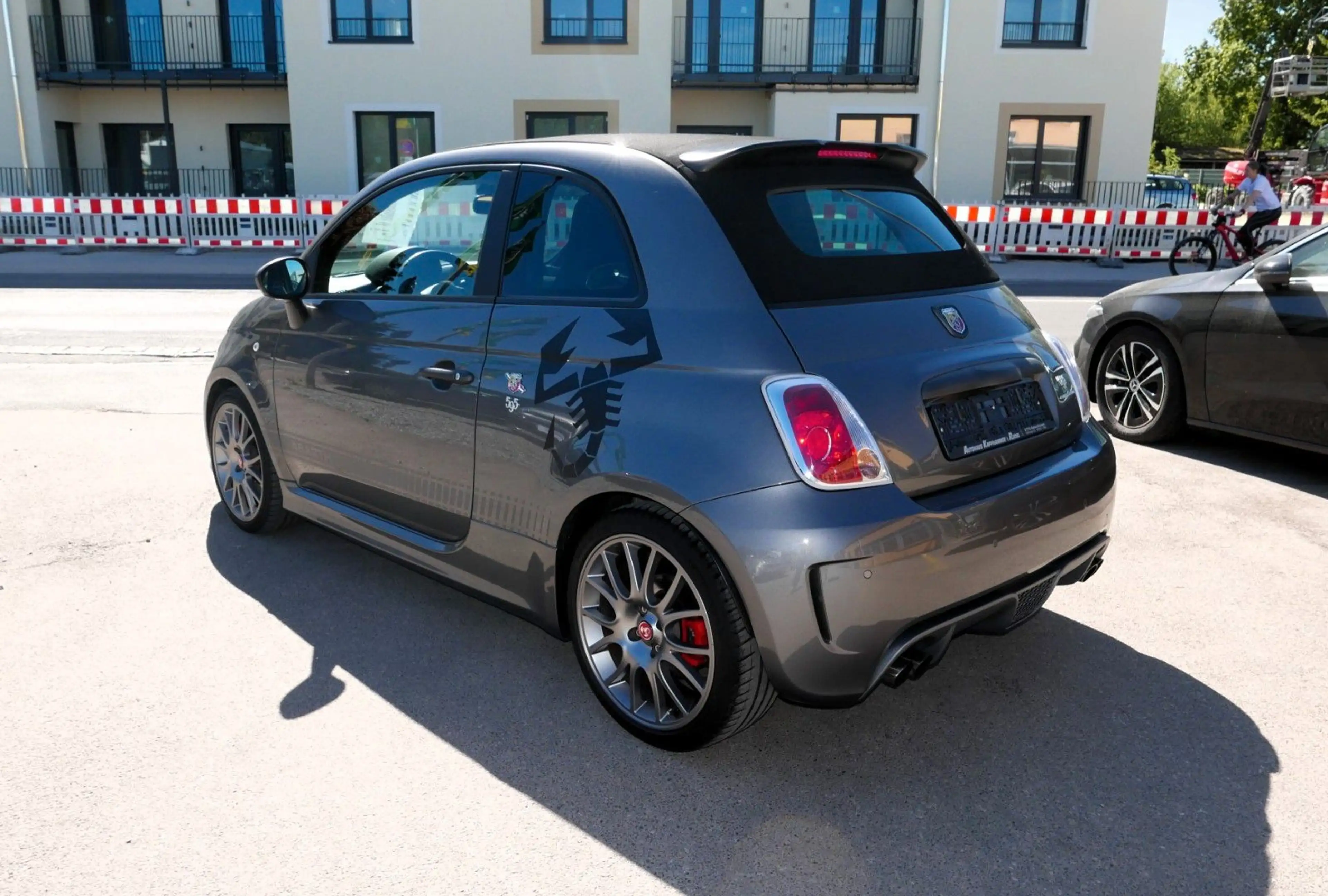 Abarth 500 Cabrio 595 C Competizione 180PS — photo 9