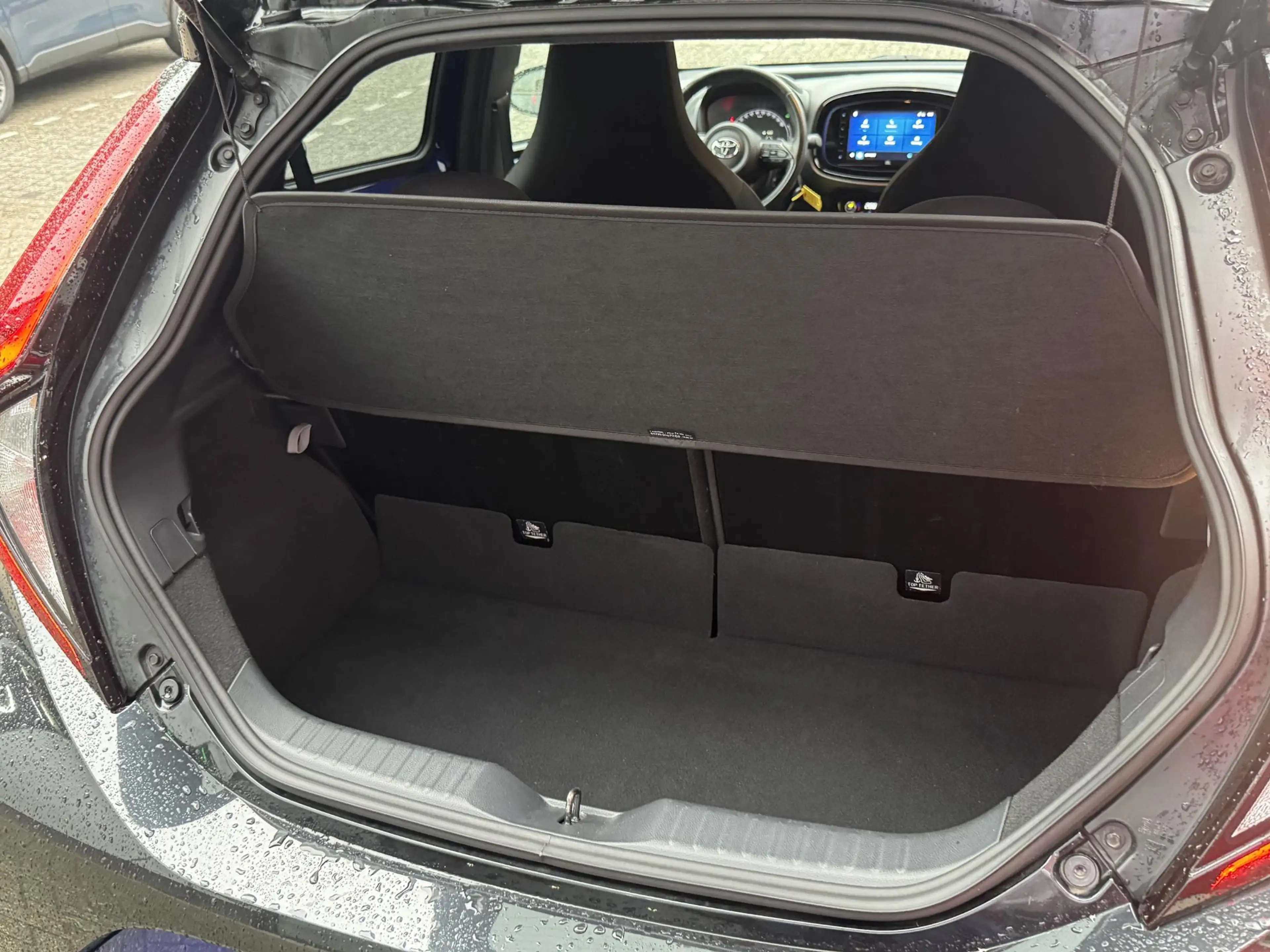 Toyota Aygo X 1.0 VVT-i S-CVT Envy JBL AUDIO ADAPTIEVE CRUISECON — photo 18