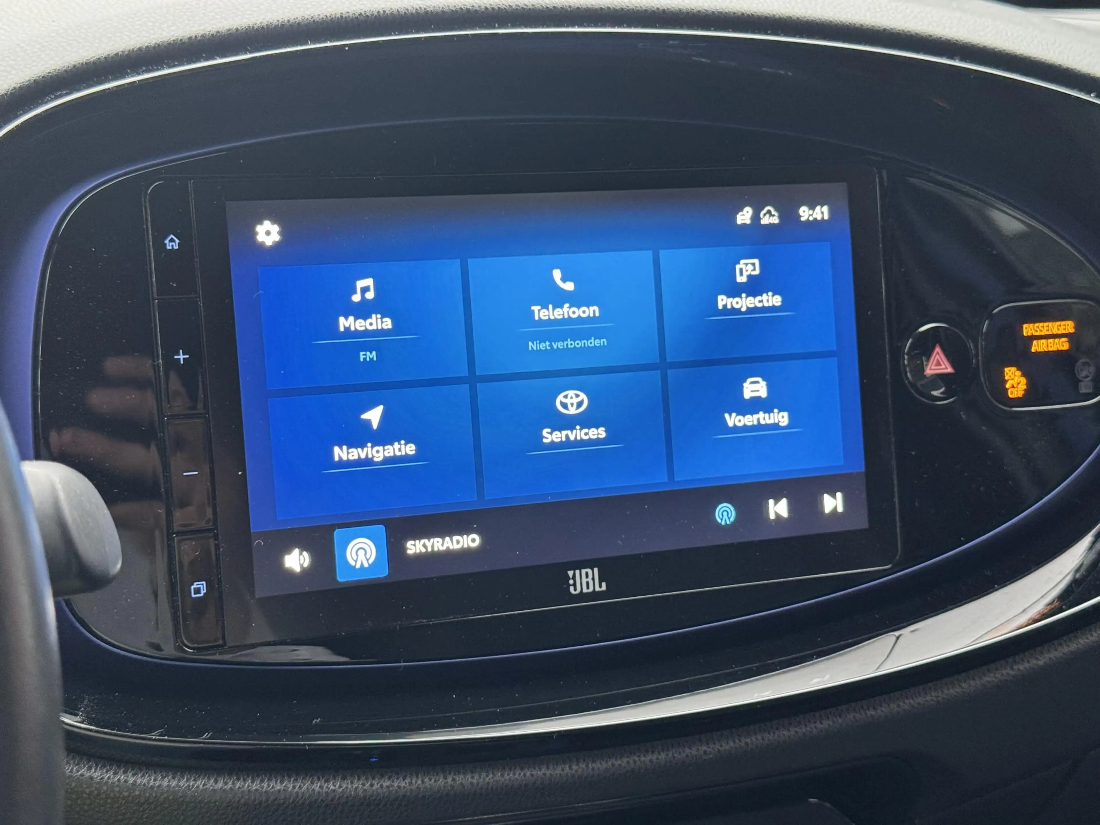 Toyota Aygo X 1.0 VVT-i S-CVT Envy JBL AUDIO ADAPTIEVE CRUISECON — photo 10