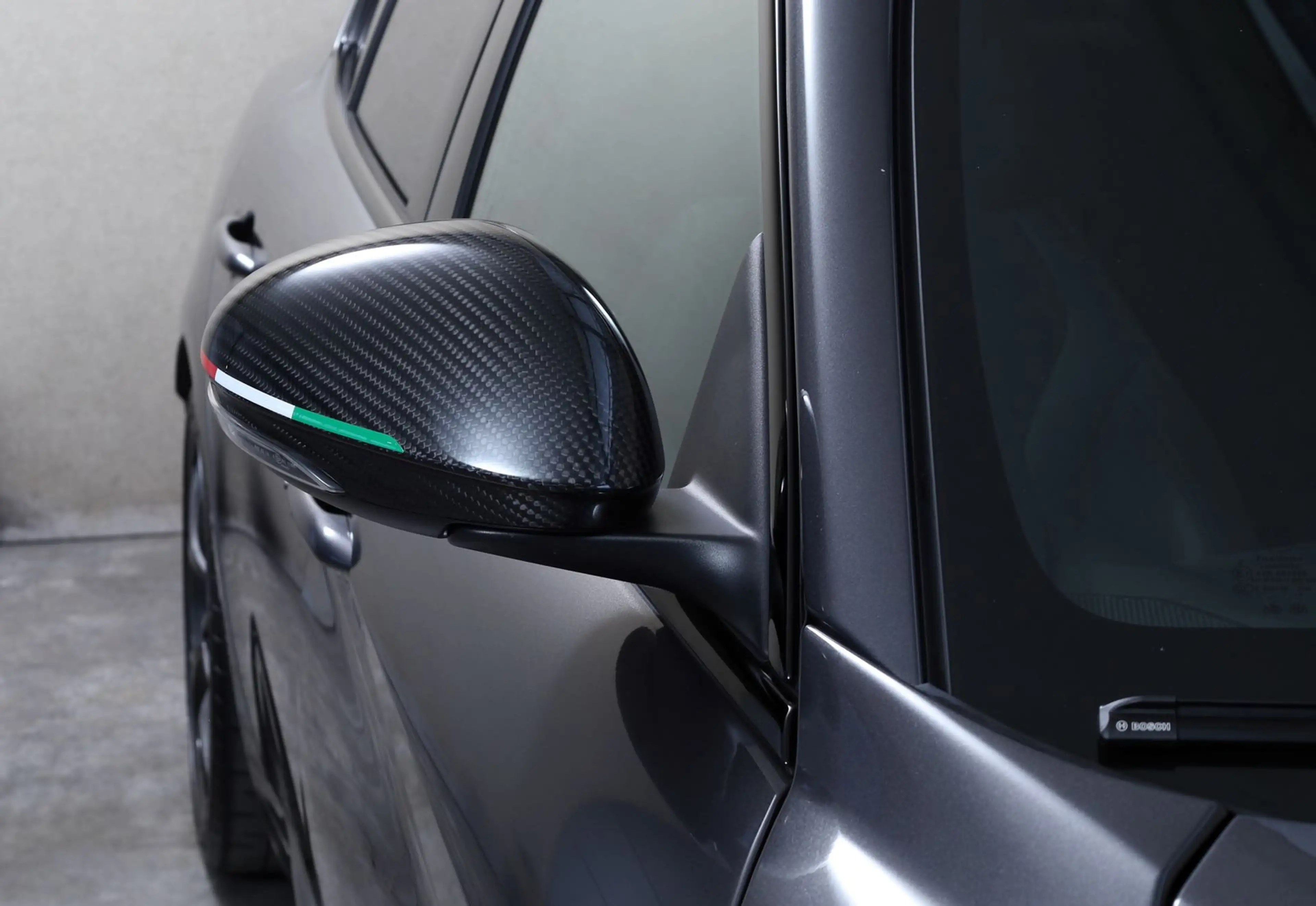 Alfa Romeo Giulia Quadrifoglio Akrapovic*1.Hand*U-Frei — photo 8