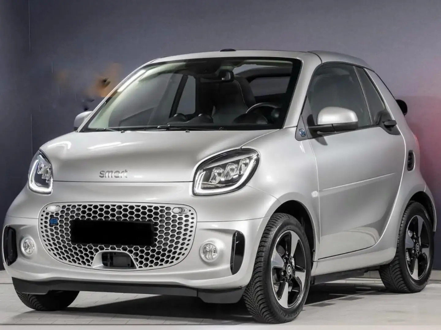 smart forTwo Fortwo Cabrio eq Passion 22kW LED+CARPLAY+CAMERA Argent - 1